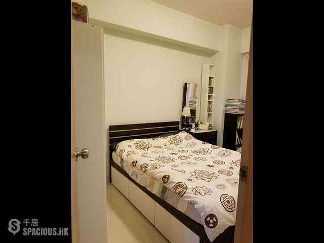 Sai Ying Pun - 17, Bonham Road 01
