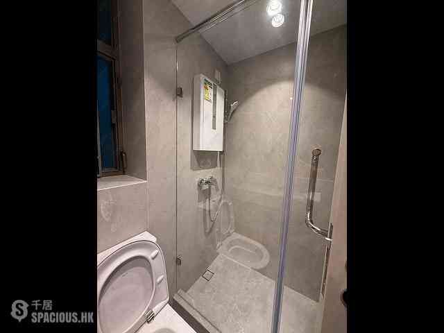 Wan Chai - The Zenith Phase 1 Block 2 06