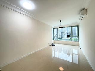Tung Chung - Caribbean Coast Phase 1 Monterey Cove 02