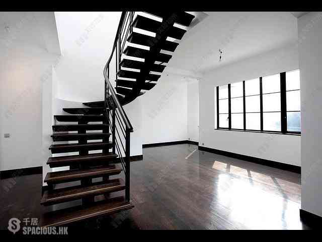 Repulse Bay - Lakeside Apartments 04
