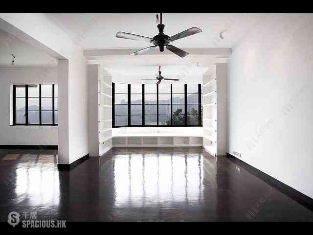 Repulse Bay - Lakeside Apartments 03