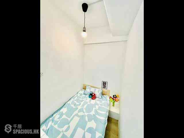 Poho - 12, Tai Ping Shan Street 01