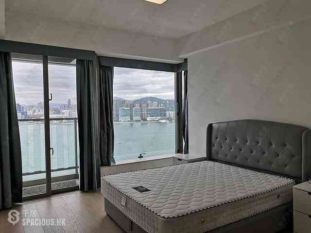 Fortress Hill - Harbour Glory Block 8 03