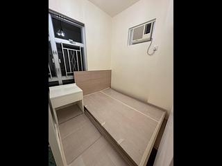 Whampoa Garden - Whampoa Garden Phase 2 Cherry Mansions Block 5 09