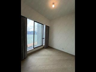 North Point - Victoria Harbour Phase 2B-2 Victoria Harbour II Block 3 11