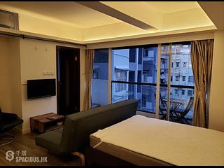 Central - 75, Hollywood Road 09