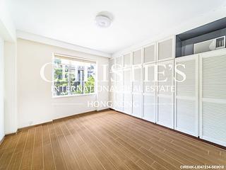 Pok Fu Lam - 18-22, Crown Terrace 06