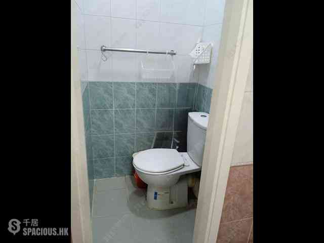 Causeway Bay - Bay View Mansion 12