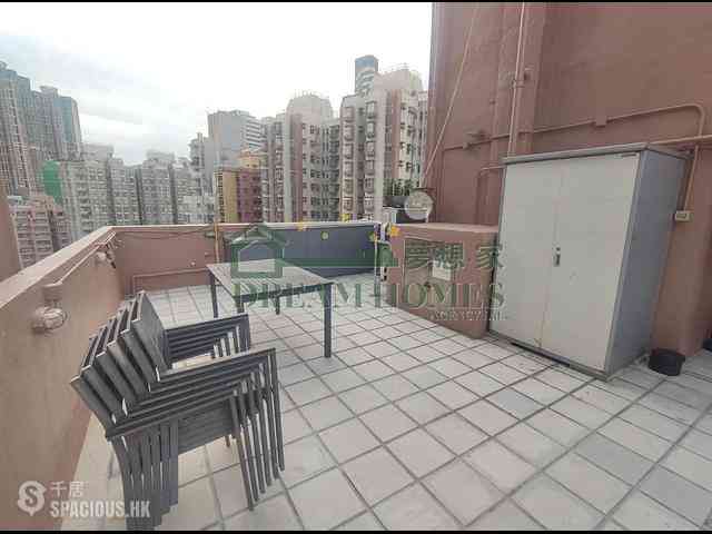 Sai Ying Pun - Koon Wah Building 17