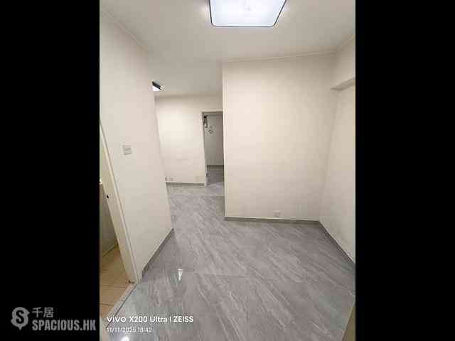 Kennedy Town - Smithfield Terrace Block A 03
