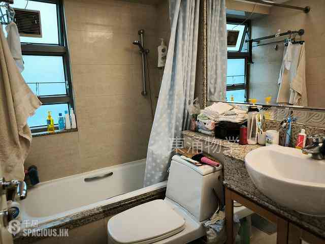 Tung Chung - Caribbean Coast Phase 2 Albany Cove 07