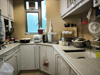 Tung Chung - Caribbean Coast Phase 2 Albany Cove 08