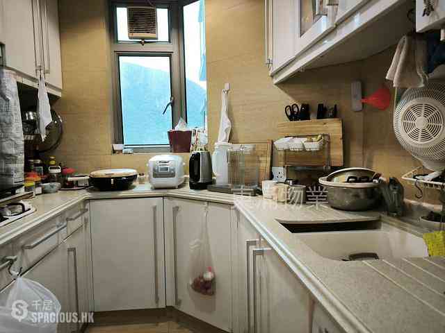Tung Chung - Caribbean Coast Phase 2 Albany Cove 08