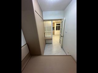 Wan Chai - Kwong Wah Building 05
