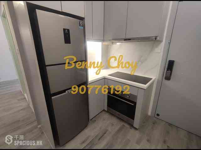 Sai Ying Pun - Koon Wah Building 05