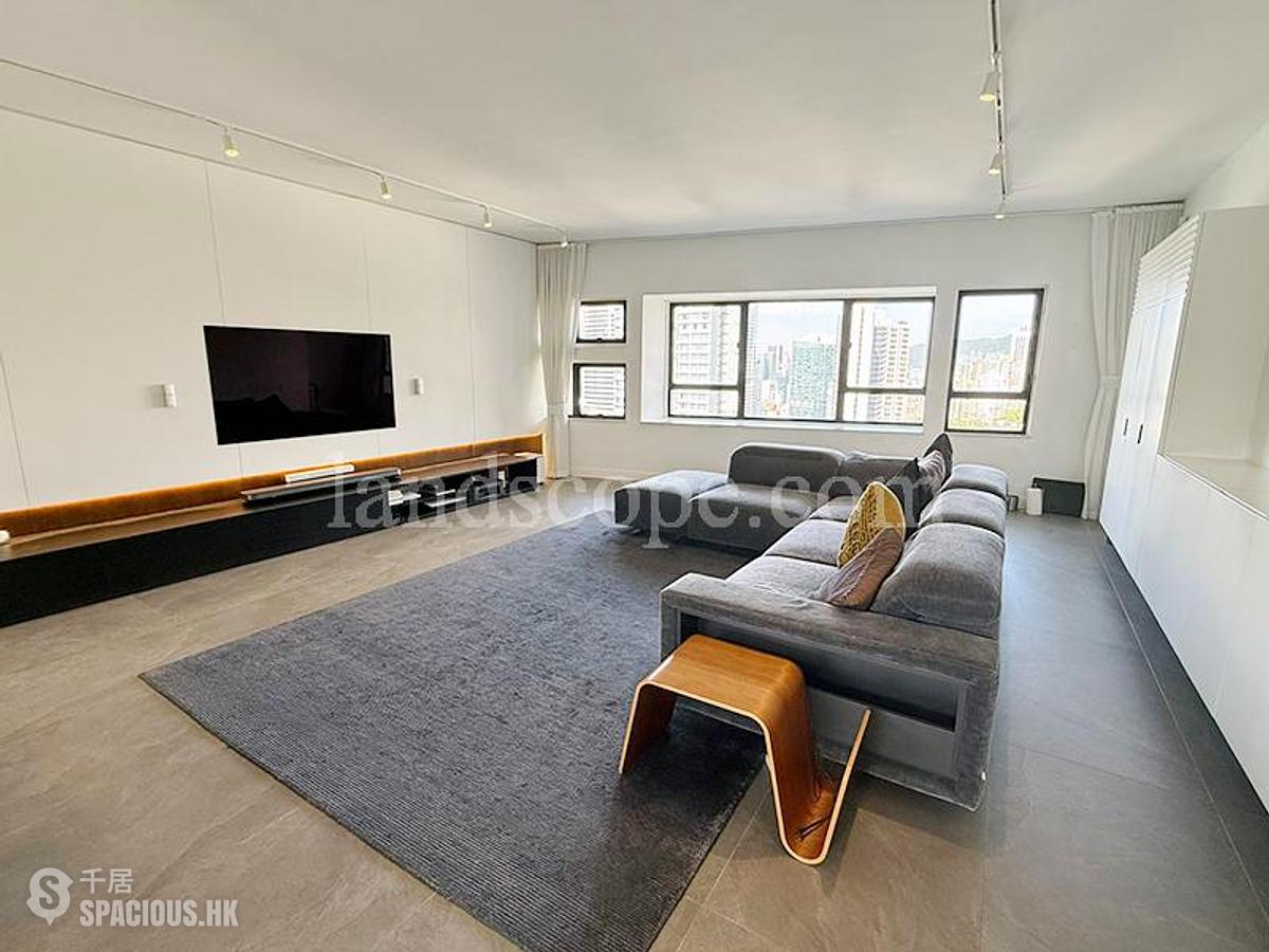 Mid Levels Central - Birchwood Place 01