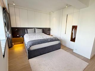 Mid Levels Central - Birchwood Place 02