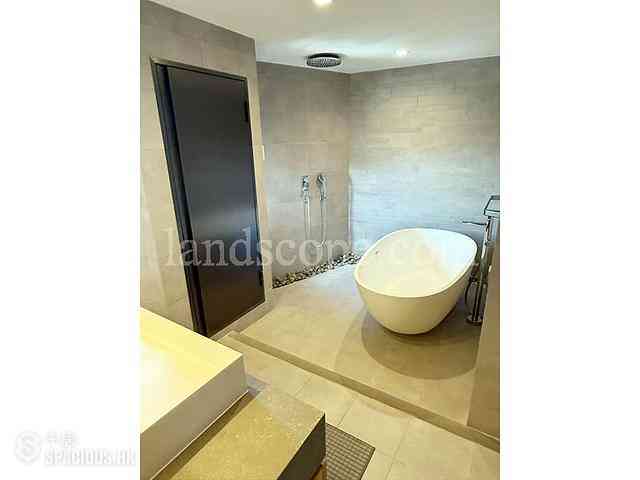 Mid Levels Central - Birchwood Place 04