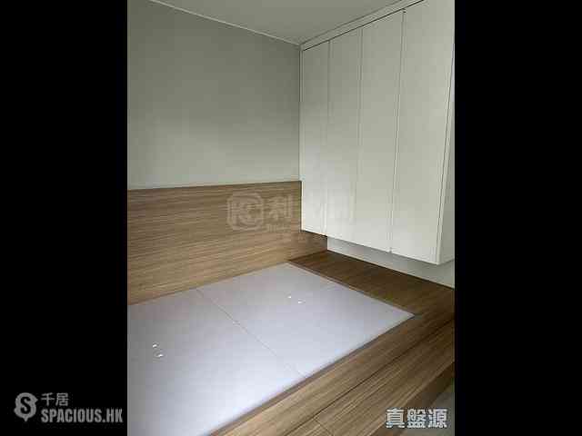 Quarry Bay - Nan Fung Sun Chuen 03