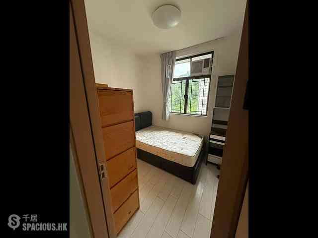 Tai Hang - Dragon Centre Block 2 06