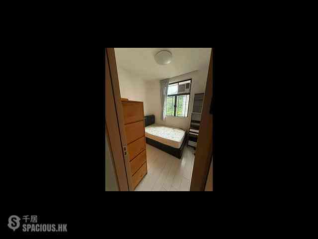 Tai Hang - Dragon Centre Block 2 05