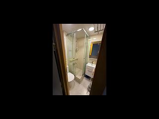Tai Hang - Dragon Centre Block 2 07
