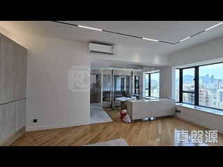 Fortress Hill - Le Sommet Block 1 02