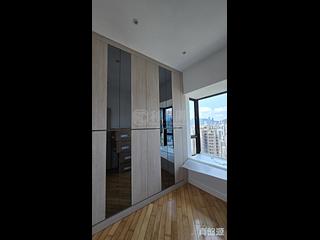 Fortress Hill - Le Sommet Block 1 05