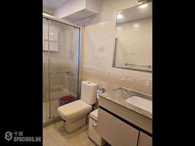 Tsim Sha Tsui East - Hilton Towers 04