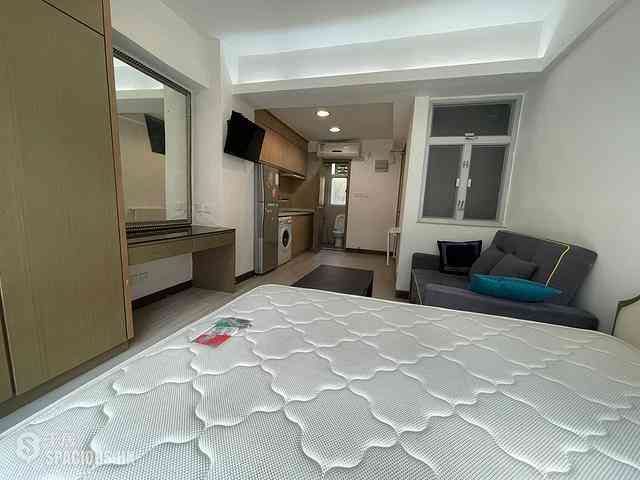Sai Ying Pun - 71-73, First Street 05