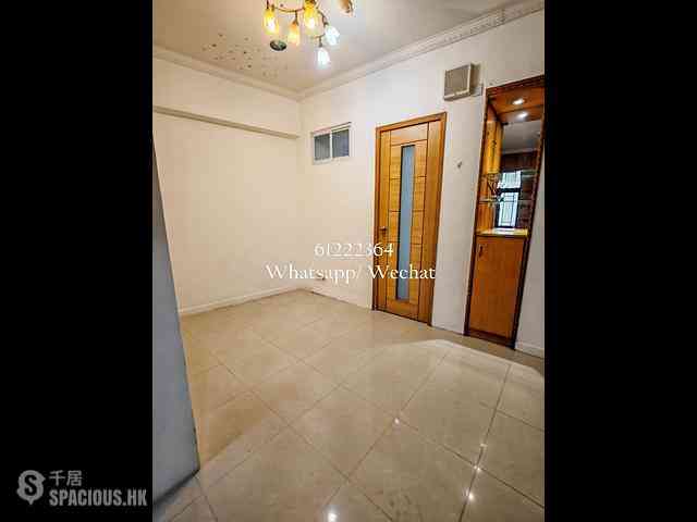 Wan Chai - Lap Hing Building 01