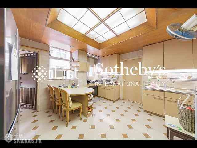 Stubbs Road - 2C, Woodland Heights 13