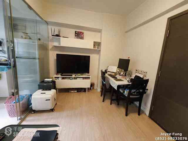 Sheung Wan - Lai Yan Lau 03