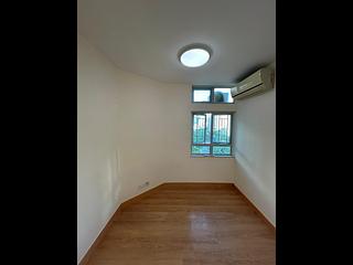 Ap Lei Chau - South Horizons Phase 4 The Oasis Grosvenor Court (Block 28) 04