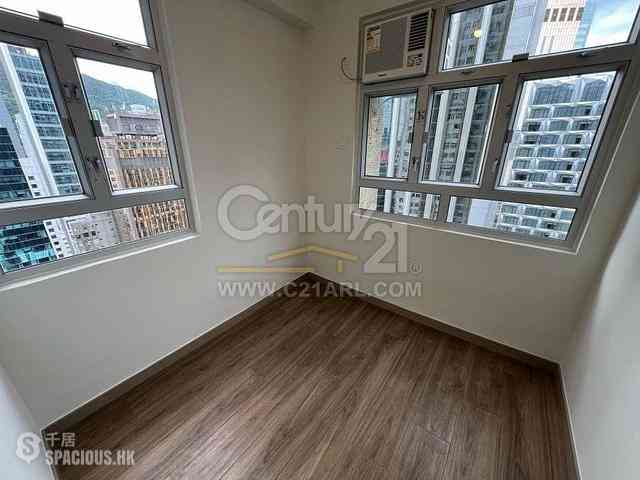 Wan Chai - Causeway Centre Block B 02