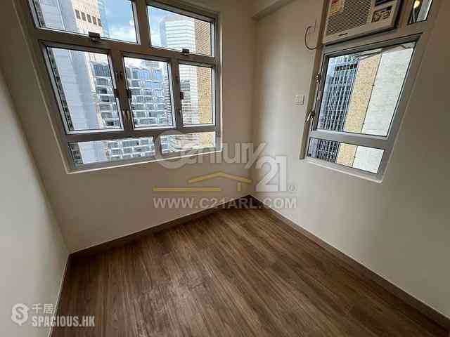 Wan Chai - Causeway Centre Block B 03