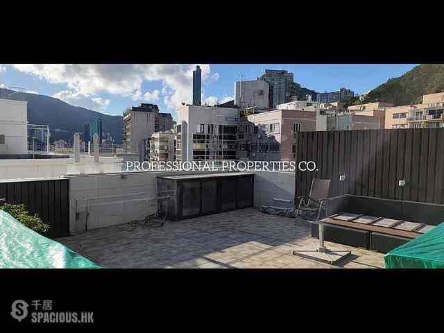 Stubbs Road - Miramar Villa 05