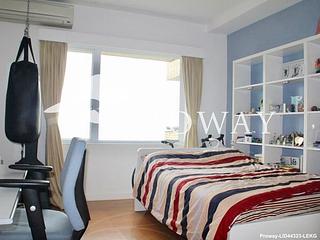 Pok Fu Lam - Baguio Villa Block 46 09