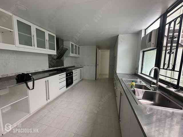 Repulse Bay - Fairview Court 08