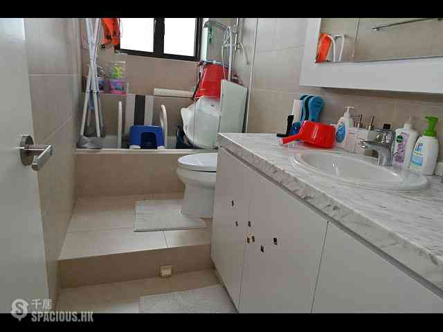 Repulse Bay - Ridge Court Block C-D 12