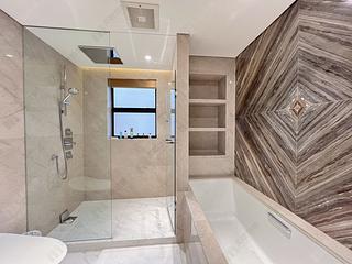 Central - The Albany 17