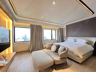 Central - The Albany 13