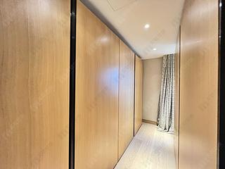 Central - The Albany 14