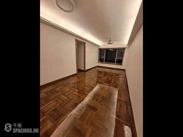 Tsing Yi - Tierra Verde Phase 1 Block 5 20