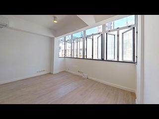 Tai Hang - 6, King Street 13