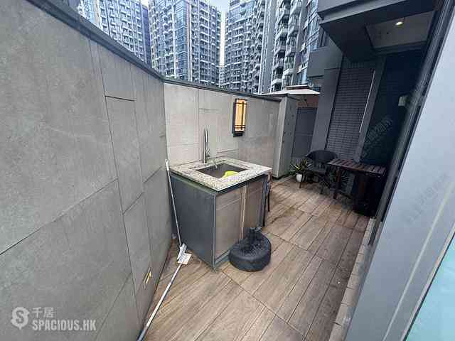 Pak Shek Kok - St Martin Phase 1 02