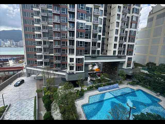 Yau Tong - The Coast Line Phase 2 The Coast Line II 03