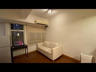 Sheung Wan - Man Bond Building 02