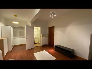 Sheung Wan - Man Bond Building 08
