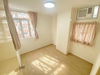 Kennedy Town - Pearl Court Block A 02